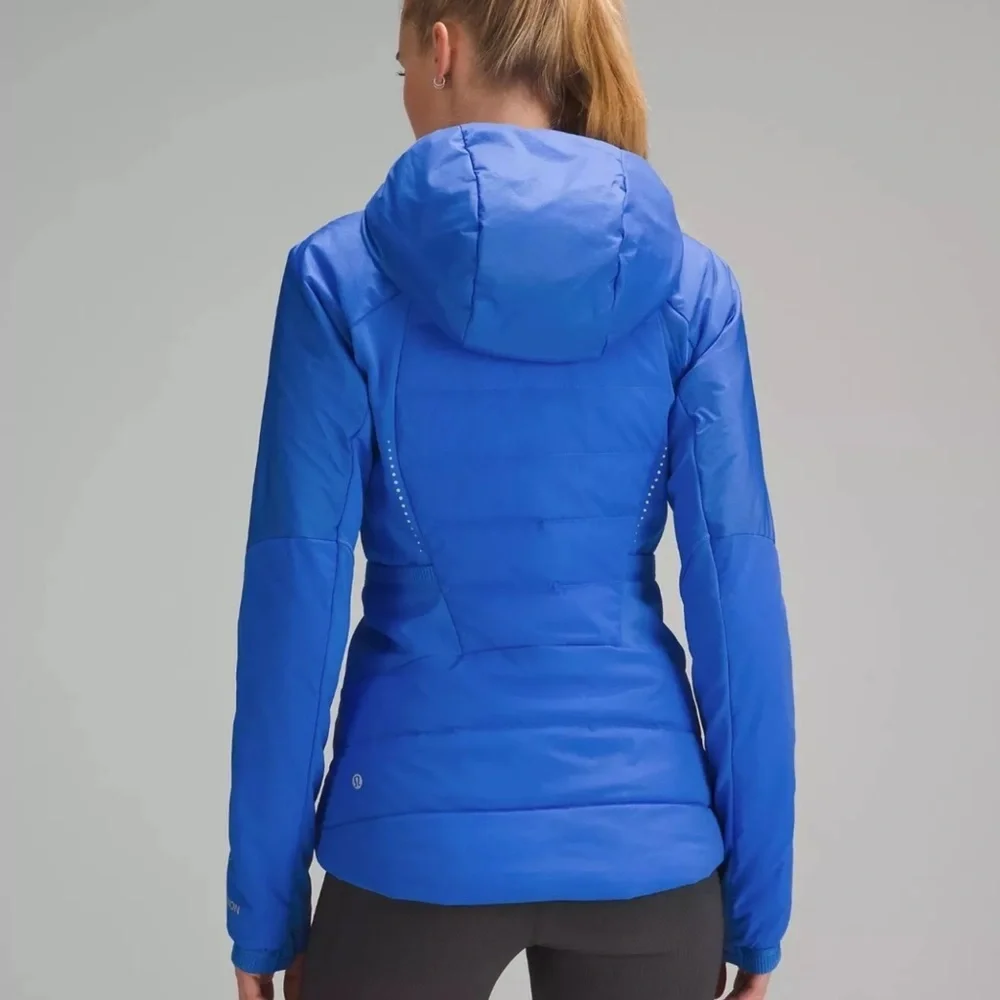 Lululemon Down For It All Jacket Winter Coat Pipe Dream Blue Size 12 NWT - Picture 2 of 16